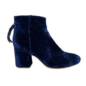 Madewell The Jillian Boot in Velvet